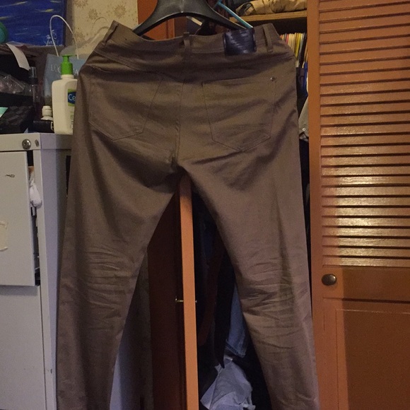 Waist size 31 Zara man khakis - Picture 3 of 4